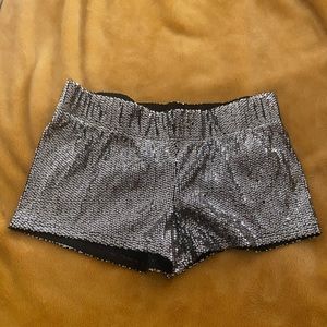 Sans Souci Dancing Queen party shorts